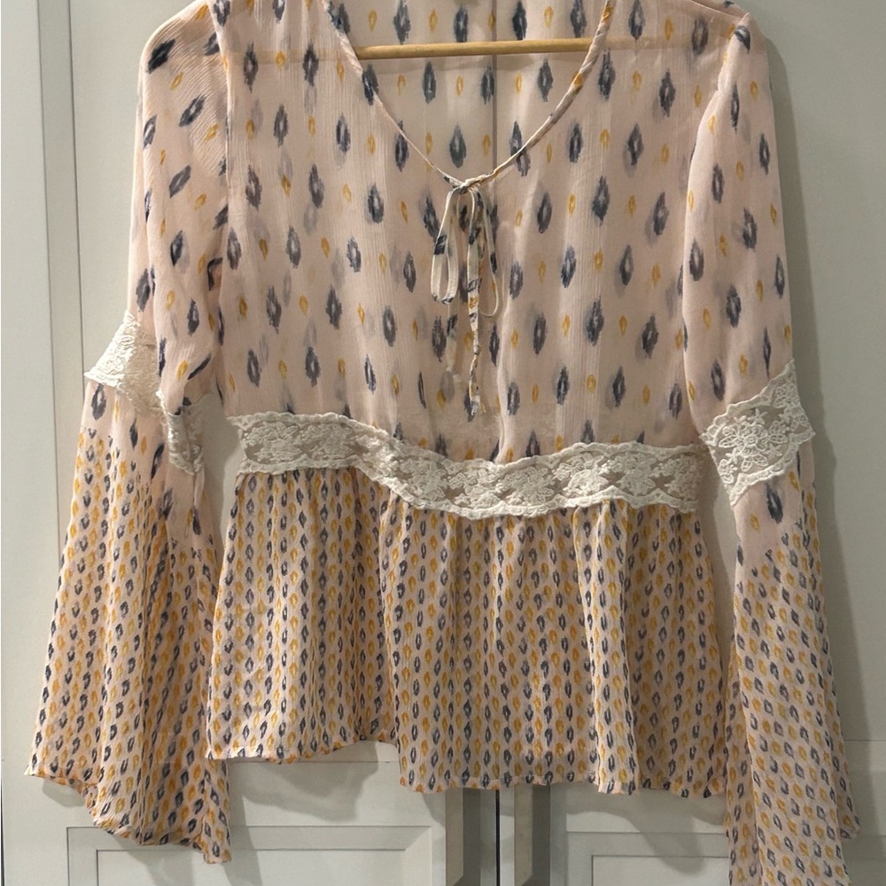 Taylor & Sage Patterned Lace Fairy Blouse - Creams and Blues